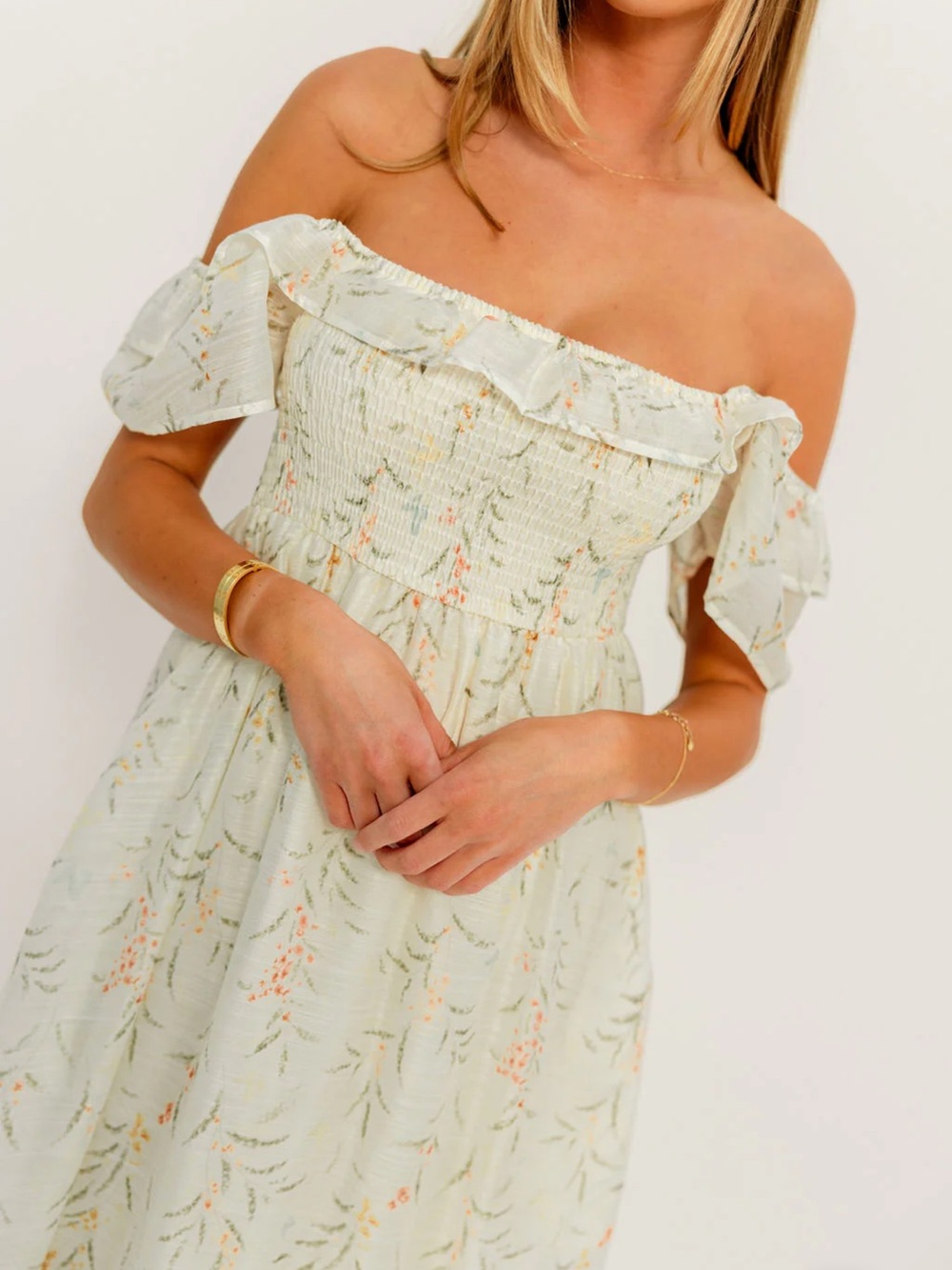 Worth Collective Deidra Maxi Dress in Cream - Bump Friendly - Picture 2 of 3